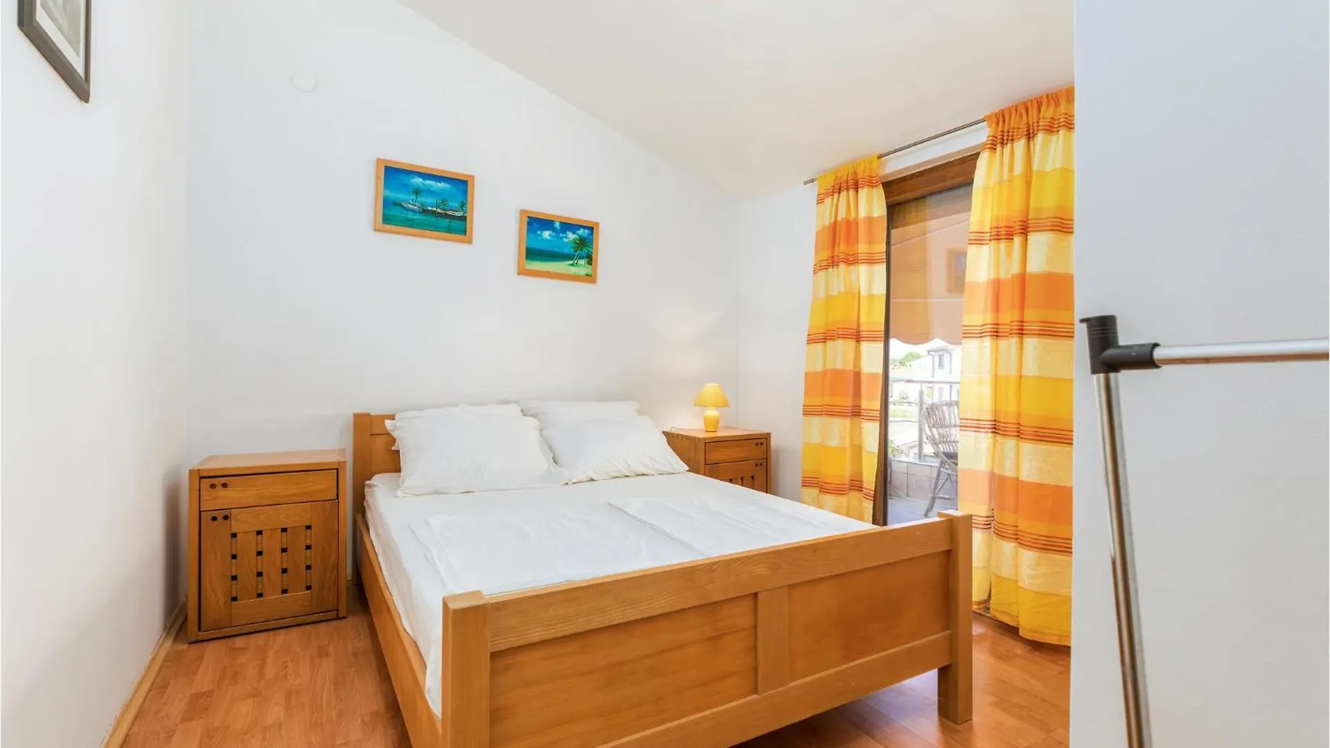 1 Bedroom Stunning Apartment In Fažana