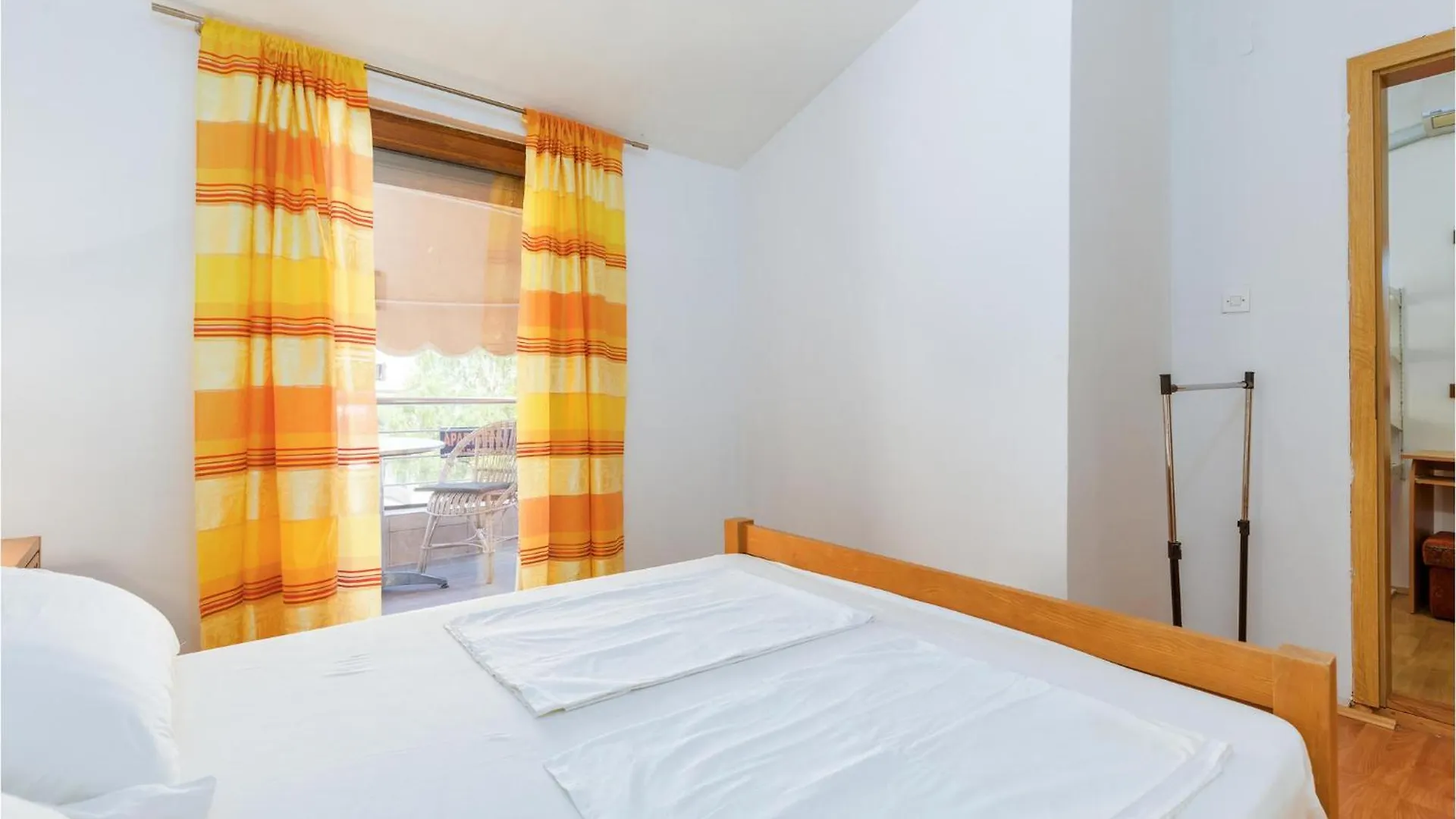 1 Bedroom Stunning Apartment In Fažana